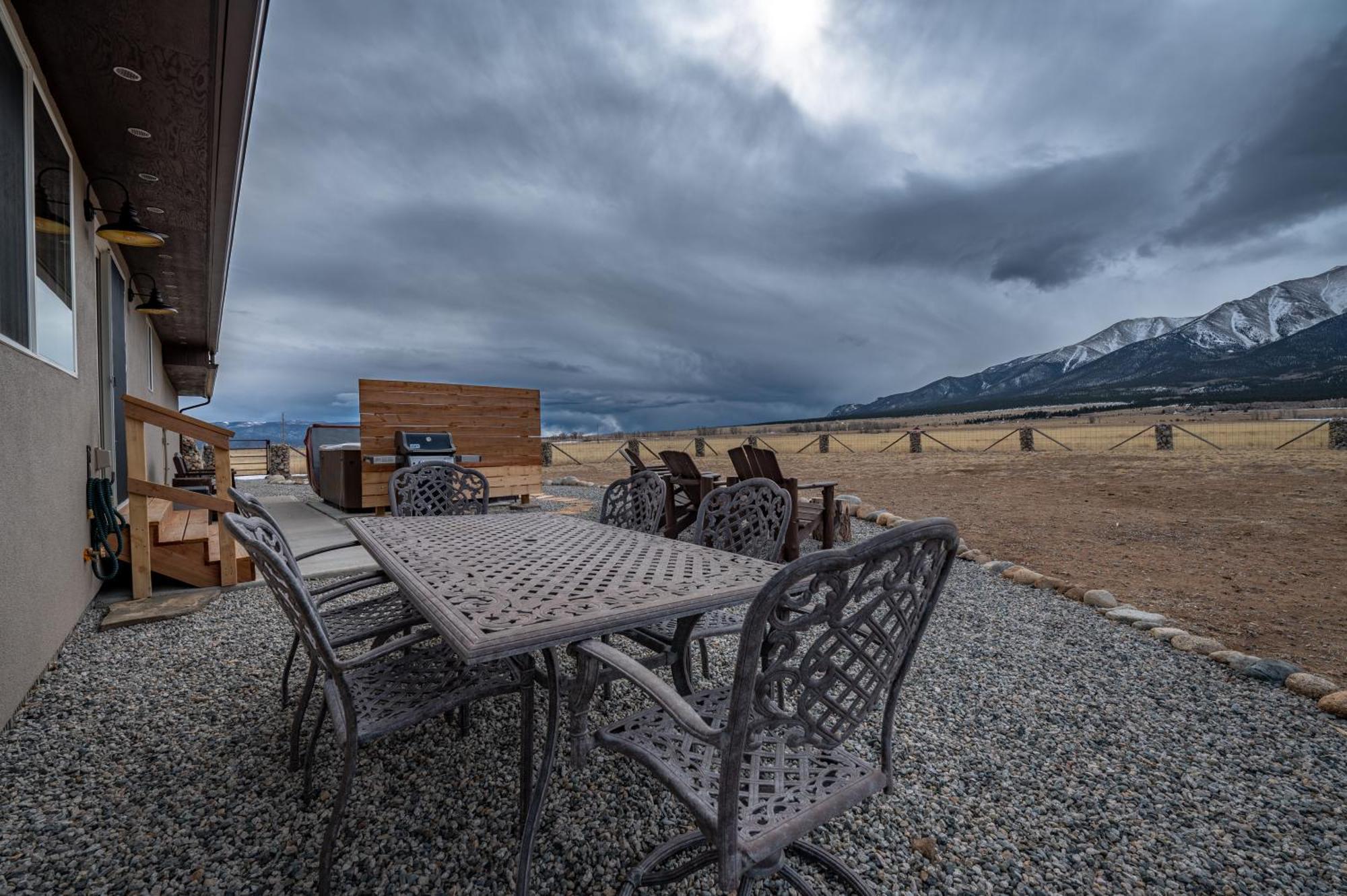 Buena Vista Mountain Retreat - Ultimate Privacy With Spa & Unbeatable Views Eksteriør bilde